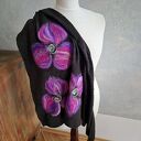 Czarna chusta handmade wełniana, elementy filcowane to wełna merynosów, produkt wysokiej jakości, ch