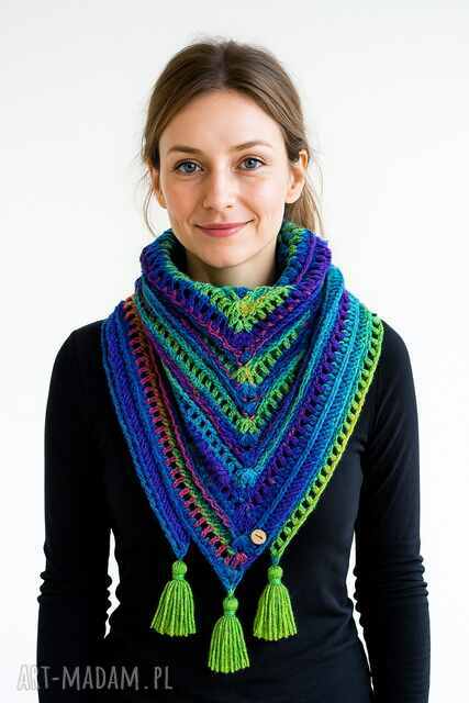 Kolorowa ciepła chusta z chwostami ręcznie robiona