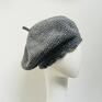 urokliwe szydełkowy beret klasyczny francuski z antenką i kokardą czapki