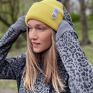 jesienna czapka wywijana dwustronna logo kolorowe bananowa beanie