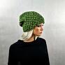 czapka zimowa melanż zielony robiona na drutach