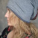 Czapka szara gora kolorowa na podszewce rozmiar M, obwod glowy 54 -55cm, ciepła i miła wykonana w pojed