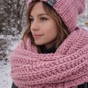 Czapka szal zimowy robiony na szydełku