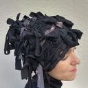 Czapka Meduza wytkana ręcznie na krośnie, artystyczne nakrycie głowy