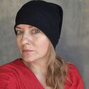 Czapka damska smerfetka na podszewce dobra na codzienne noszenie, wykonana w pojedynczym egzemplarzu