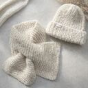 Wełniany zestaw czapka szalik Boucle alpaka wełna handmade ręcznie