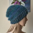 RĘCZNIE NA DRUTACH - Zimowe morze - miła, puchata czapka z merino, jedwabiem i moherem