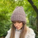 Czapka Lily 100% wełna (kolor - neonowa zieleń) dostępne od ręki