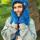 Luźna czapka MERINO 66% "Niebieskości" NEVERLAND