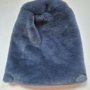 Czapka futrzana niebieska ociepła na podszewce, prezentuje się niezwykle oryginalnie