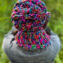 Luźna czapka MERINO 34% “Czarne kolorki” THIS IS IT