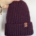 Wełniana czapka handmade z bardzo szerokim wywinięciem - kolor burgund
