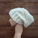 Kremowa czapa czapka