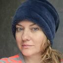 Czapka futrzana niebieska ociepła na podszewce, prezentuje się niezwykle oryginalnie nie dla szarej