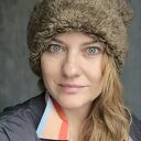 Futrzana czapka baranek Smerfetka na podszewce rozmiar uniwersalny bardzo ciepła, box