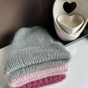 Wywijana czapka beanie AUREA z baby merino, moherem i jedwabiem - Zielona Szałwia