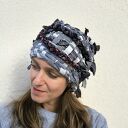 Niebanalna czapka wytkana ręcznie na krośnie