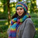 Czapka merino 50% "Tęcza błękit" SMILE - ciepła damska z polarem i pomponem
