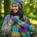 Czapka merino 50% "Tęcza błękit" SMILE - ciepła damska z polarem i pomponem