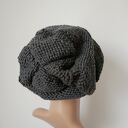 Grafitowa czapa czapka