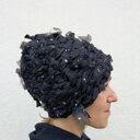 Piękna czapka zimowa w gwiazdki, sylwestrowa i świąteczna