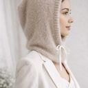 Balaclava ślubna Anti-Bride z alpaki i merino ręczna robota marcepan