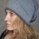 Czapka szara gora kolorowa na podszewce rozmiar M, obwod glowy 54 -55cm, ciepła i miła wykonana w pojed