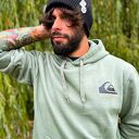 Czapka beanie z bawełny - czarna z kolorowym logo (2w1)