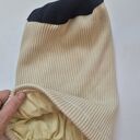 Czapka smerfetka ecru na podszewce świetna na codzienne noszenie polecam boks p1