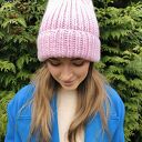 Czapka Lily maxi 100% wełna (kolor - pastelowy róż) dostępne od ręki