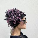 Czapka Lola - artystyczna czapka no2. wytkana na kroś je