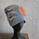 czapka wełniana filcowana zimowa handmade w kwiaty na podszewce - rozmiar uniwersalny, wełniana, fil