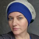 Czapka patchworkowa bardzo ciepła na podszewce uszyta z różnych gatunków materiału prezentuje się ni