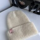 Wywijana czapka beanie AUREA - ecru z baby merino, moherem i jedwabiem