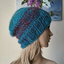 RĘCZNIE NA DRUTACH - Jezioro miła, ciepła czapka z merino i jedwabiem