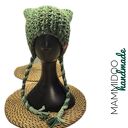 Kocia czapka zrobiona na drutach z wełny merino i bawełny