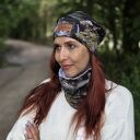 Czapka z motywem gór i lasu