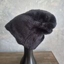 Czapka futrzana sztuczne futro kolor czarny na podszewce, szyta ręcznie, rękodzieło