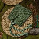 Kocia czapka zrobiona na drutach z wełny merino i bawełny