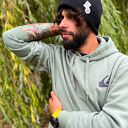 Czapka beanie z bawełny - czarna z kolorowym logo (2w1)
