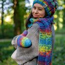 Czapka merino 50% "Tęcza błękit" SMILE - ciepła damska z polarem i pomponem