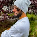 Męska luźna czapka z bawełny logo kolorowe „Jasny szary”