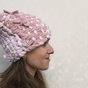 🌷 Zjawiskowa czapka Rosa, wytkana ręcznie na krośnie