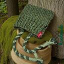 Kocia czapka zrobiona na drutach z wełny merino i bawełny