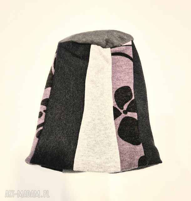 Czapka na podszewce kolorowa patchworkowa rękodzieło świetna na codzienne noszenie polecam rozmiar M