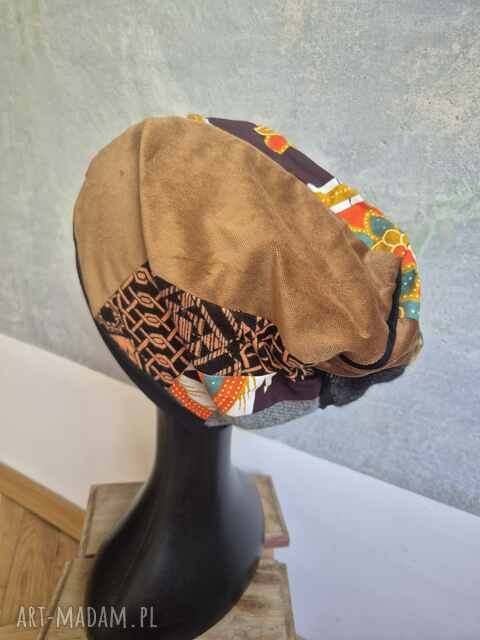 Czapka na podszewce kolorowa patchworkowa rękodzieło świetna na codzienne noszenie polecam rozmiar
