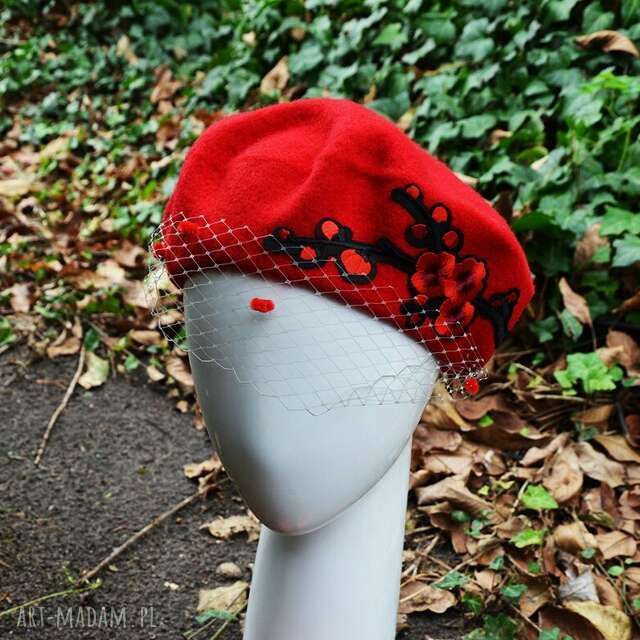 Czerwony beret