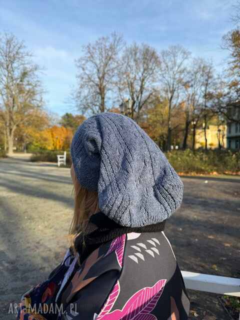 Czapka fioletowa Smerfetka ostatnia na podszewce ciepła miękka miła polecam rozmiar uniwersalny Box