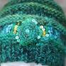 wełna czapka zielona z cekinowym zdobieniem prezent