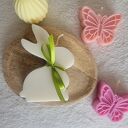 Zajączek wielkanocny z kokardą - świeca sojowa handmade